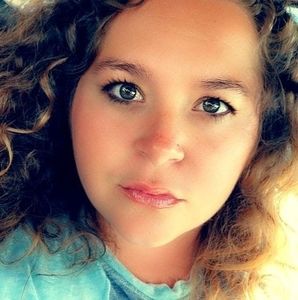 Meet your Posher, Cassie